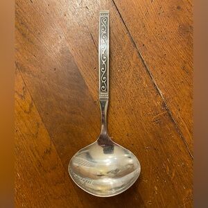 Oneida Spanish Court Pattern Stainless Steel Gravy Soup Ladle
